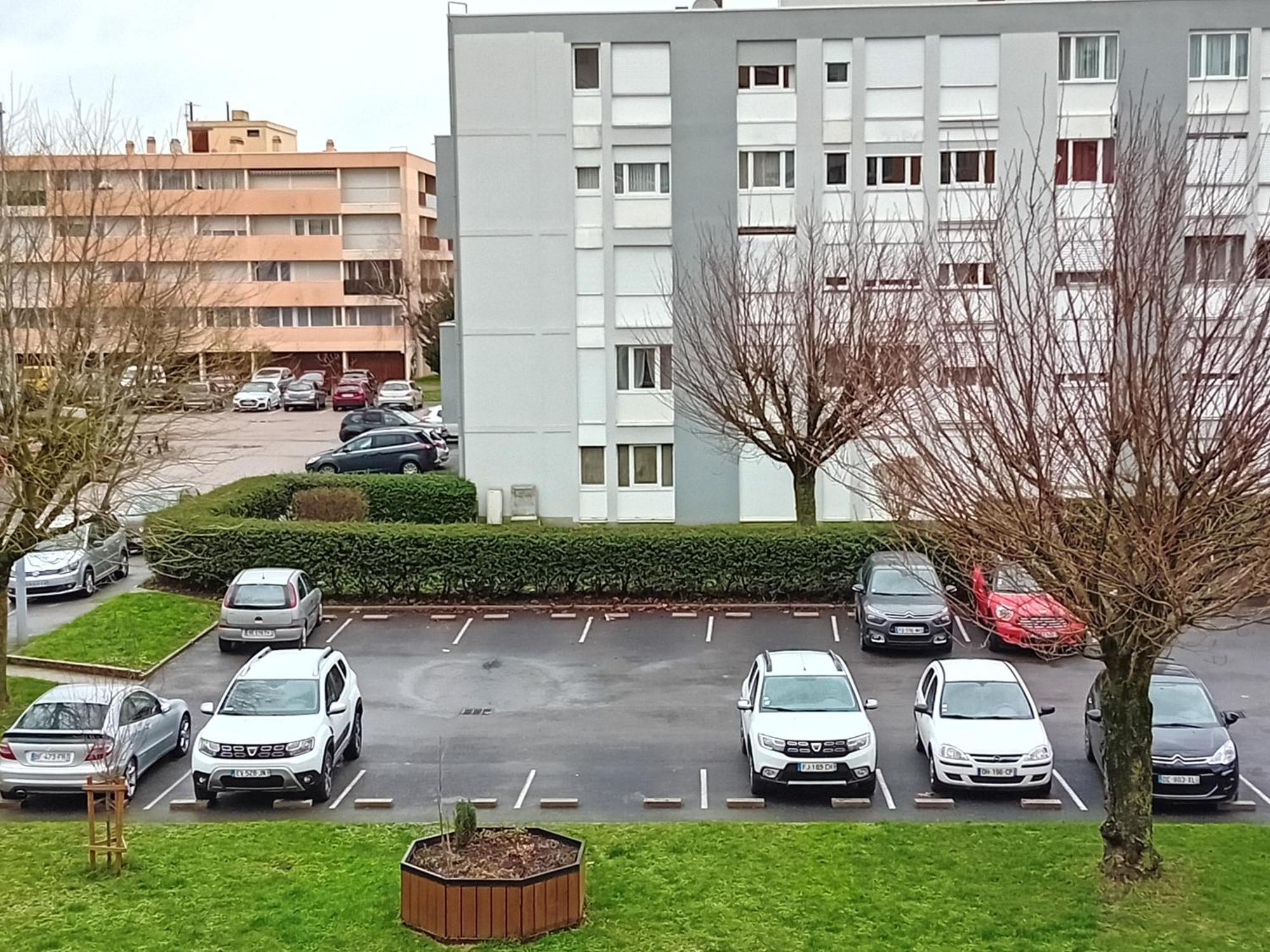 Monte Cristo Lägenhet Metz Exteriör bild
